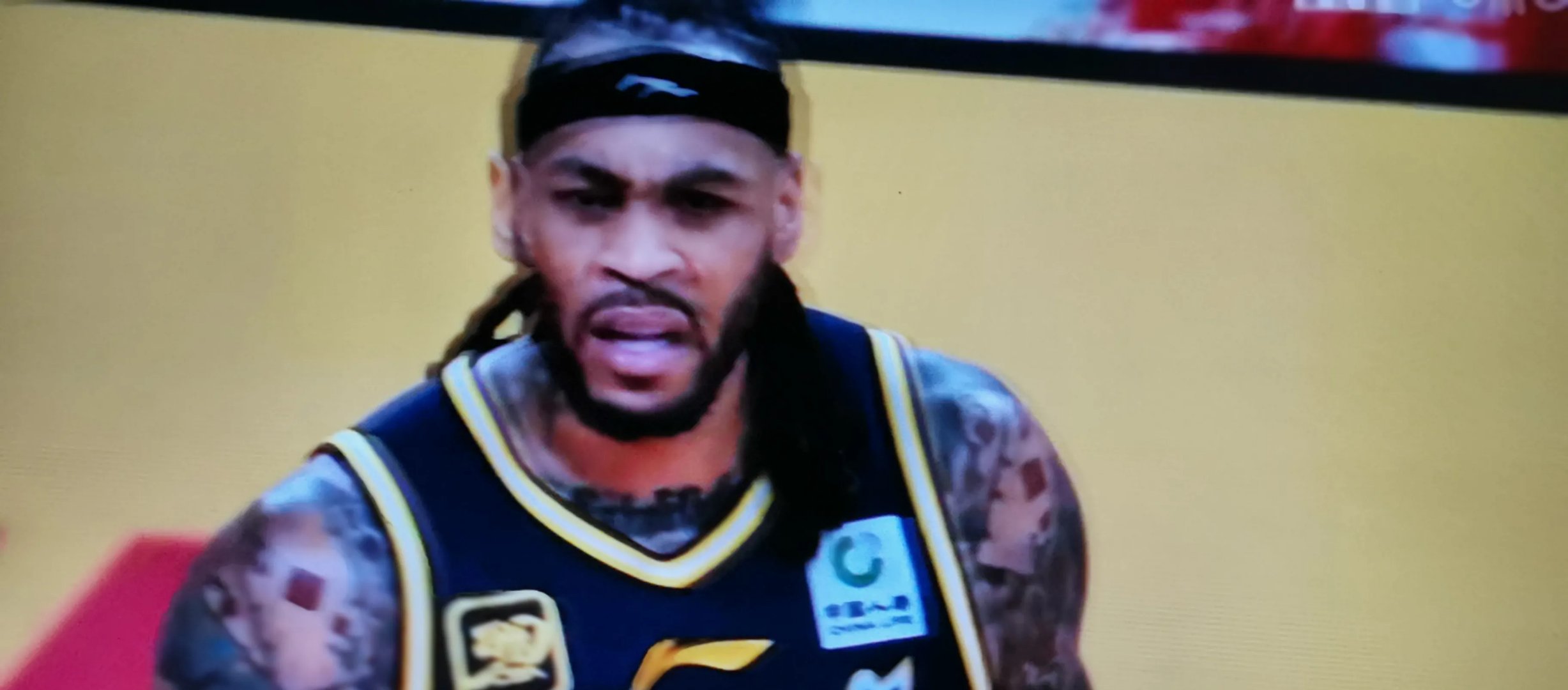 失误要命:上海队失误频频,追赶未果!的简单介绍 失误要命:上海队失误频频,追赶未果!的简单介绍