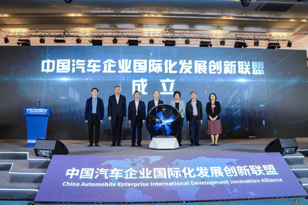 开云官网-包含青训产业“走出去”国际合作不断深化，行业国际化迈出坚实步伐的词条