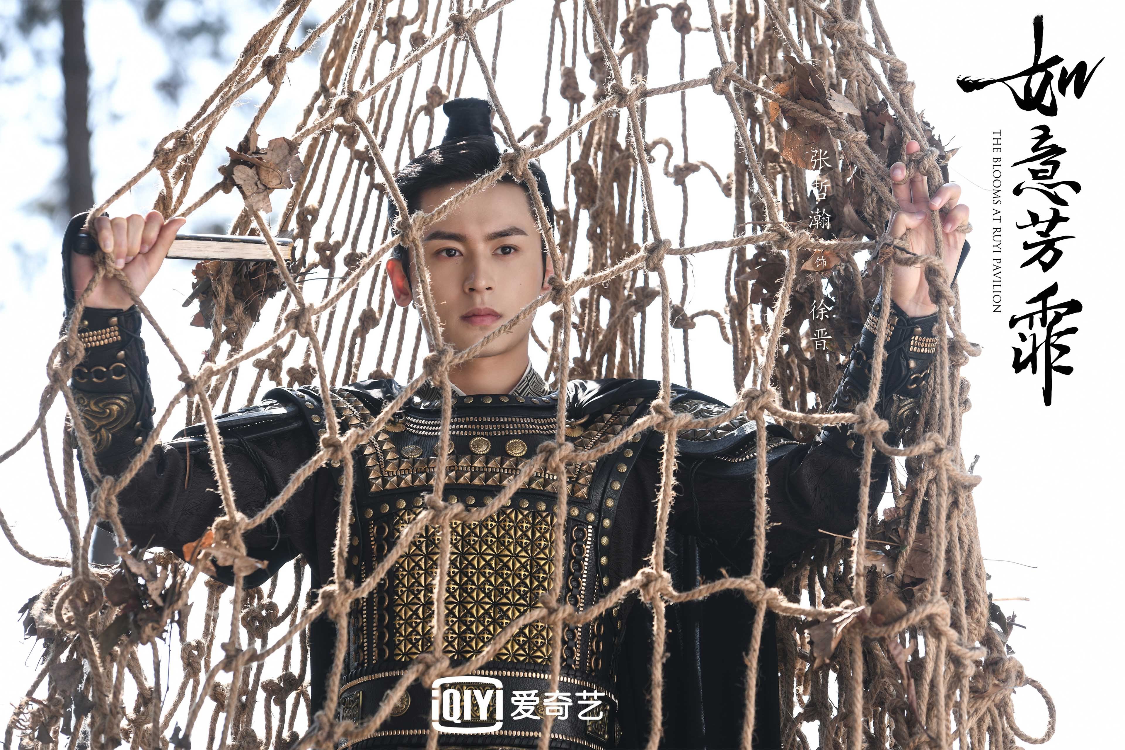 开云网站-欧洲足球冠军联赛小组赛战局激烈，欧洲足球俱乐部冠军联赛